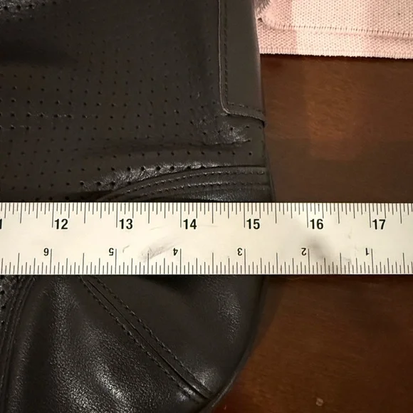 Vintage Coach 9218 Black Leather Shoulder Bag - Picture 9 of 13